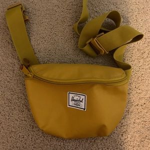 Herschel fanny pack